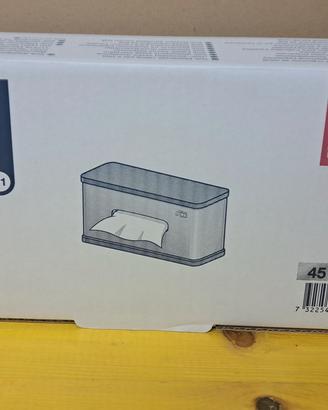 Dispenser Tork per salviette facciali.