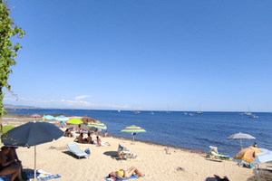 PASQUA& PONTI Frontemare Santa Marinella 7 letti