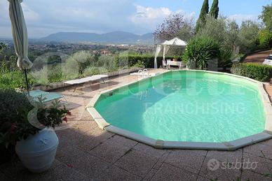 Villa o villino Castelnuovo Magra [829VRG]