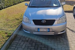 Toyota Corolla 2003 – 240.000 km – Funzionante