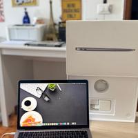 Apple Macbook Air 13” (2020)