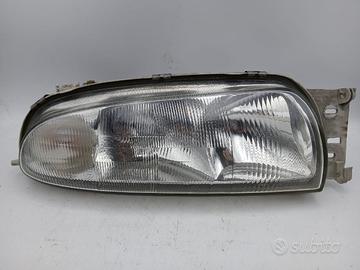 Faro ant dx FORD FIESTA IV '95