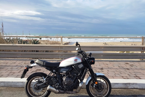 Yamaha XSR700 abs x tribute