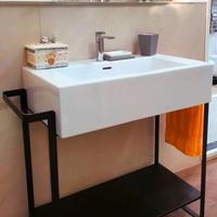 Mobile bagno con struttura in acciaio