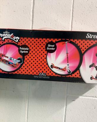 Monopattino per bambini marca (nuovo, mai aperto)