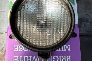 Faro trattore muletto luce ausiliario defender