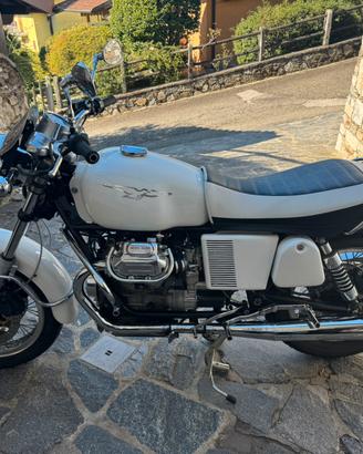 Moto Guzzi - speciale Sp 1000