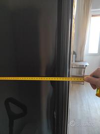 Armadio stile barocco in legno nero lucido