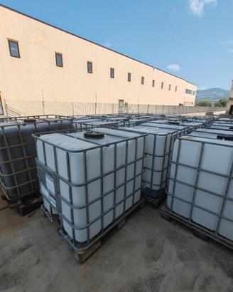 Cubo cisterna in plastica - 1000 Litri