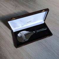 Affetta tartufo Goretta