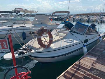 Revenge WT 22 BOSTON WHALER