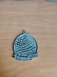 Medaglione Vintage God Bless America Metallo USA