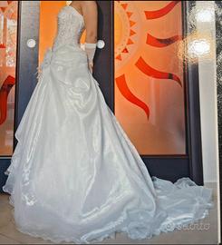 Abito da Sposa Radiosa