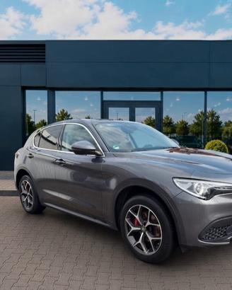 Alfa Romeo Stelvio 2.0 Turbo 200 CV AT8 Q4 Super