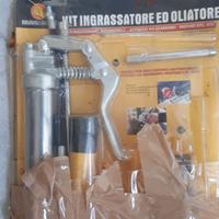 Ingrassatore manuale a leva
