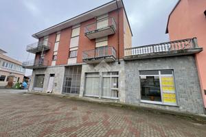 NEGOZIO A MONTIGLIO MONFERRATO