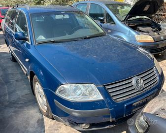 VOLKSWAGEN PASSAT per ricambi usati