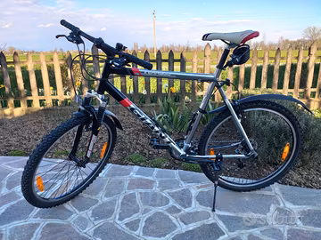 Bicicletta Mountain Bike Giant Terrago