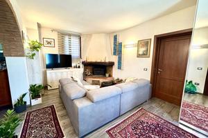 Casa indipendente di 130 m² con 5 locali a Pistoia