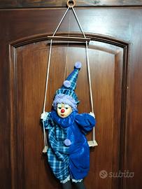 pagliaccio su altalena da appendere