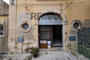 Garage/Box - Noto