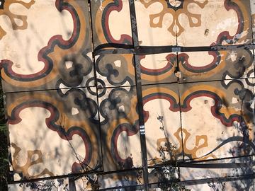 Cementine d’ epoca con disegni