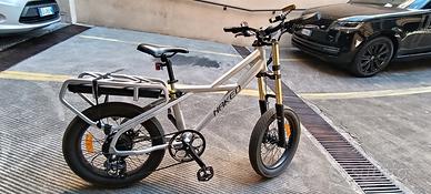 bicicletta elettrica ekletta Naked