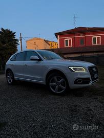 Audi Q5 2.0 TDI Quattro S-Line ( Facelift)