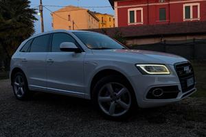 Audi Q5 2.0 TDI Quattro S-Line ( Facelift)