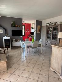 Villetta bifamiliare ingresso indipendente