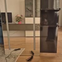 Specchio bagno a LED  con mensole .