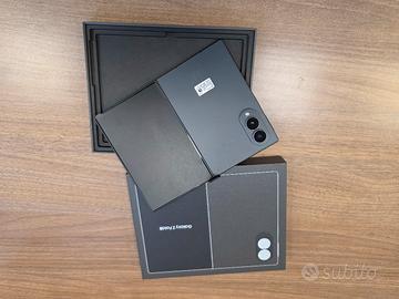 Samsung Galaxy Z Fold 8  Pari al nuovo  