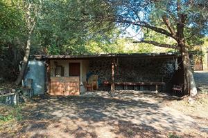 Terreno con fabbricato