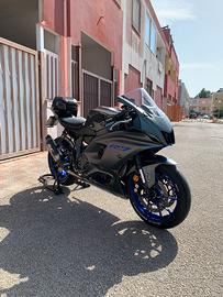 Yamaha R7 2022