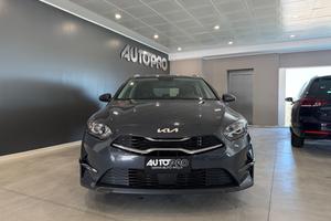 KIA Ceed 1.6 CRDi 136 CV MHEV DCT SW Busin.
