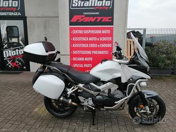 Honda CrossRunner travel edition