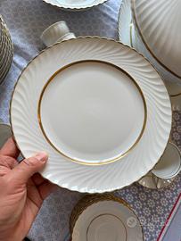 Piatti bianchi filo oro Royal Tettau