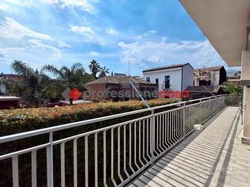 Mascalucia Centro - 3 Vani Balconato con Garage