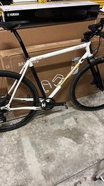 Bici gravel Rodeo Europe