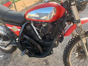 Scrambler Special su base Cagiva Elefant