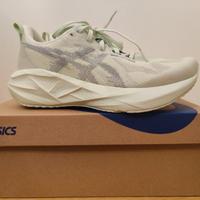 Asics Novablast 5 tg 40.5 Women
