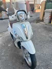 Piaggio Medley 150 ABS - Gomme nuove e revisionato