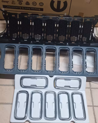 Mascherina frontale Jeep Renegade 