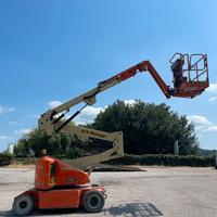 Piattaforma a braccio articolato JLG E 400 AJ