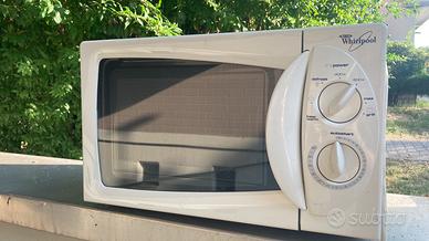 Forno a microonde whirlpool