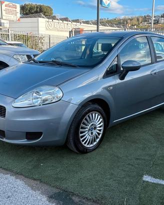 Fiat Grande Punto 1.4 199 - BENZINA 350A1000 CC 13