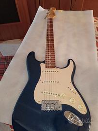 Squier Bullet Strat 2006 MECCANICHE AUTOBLOCCANTI