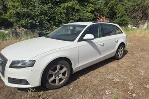 Audi A4 Avant ( anche ricambi )