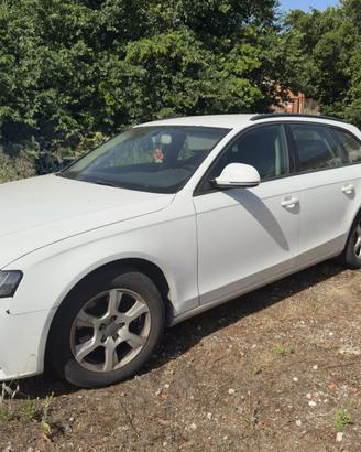 Audi A4 Avant ( anche ricambi )