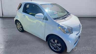 Toyota iq